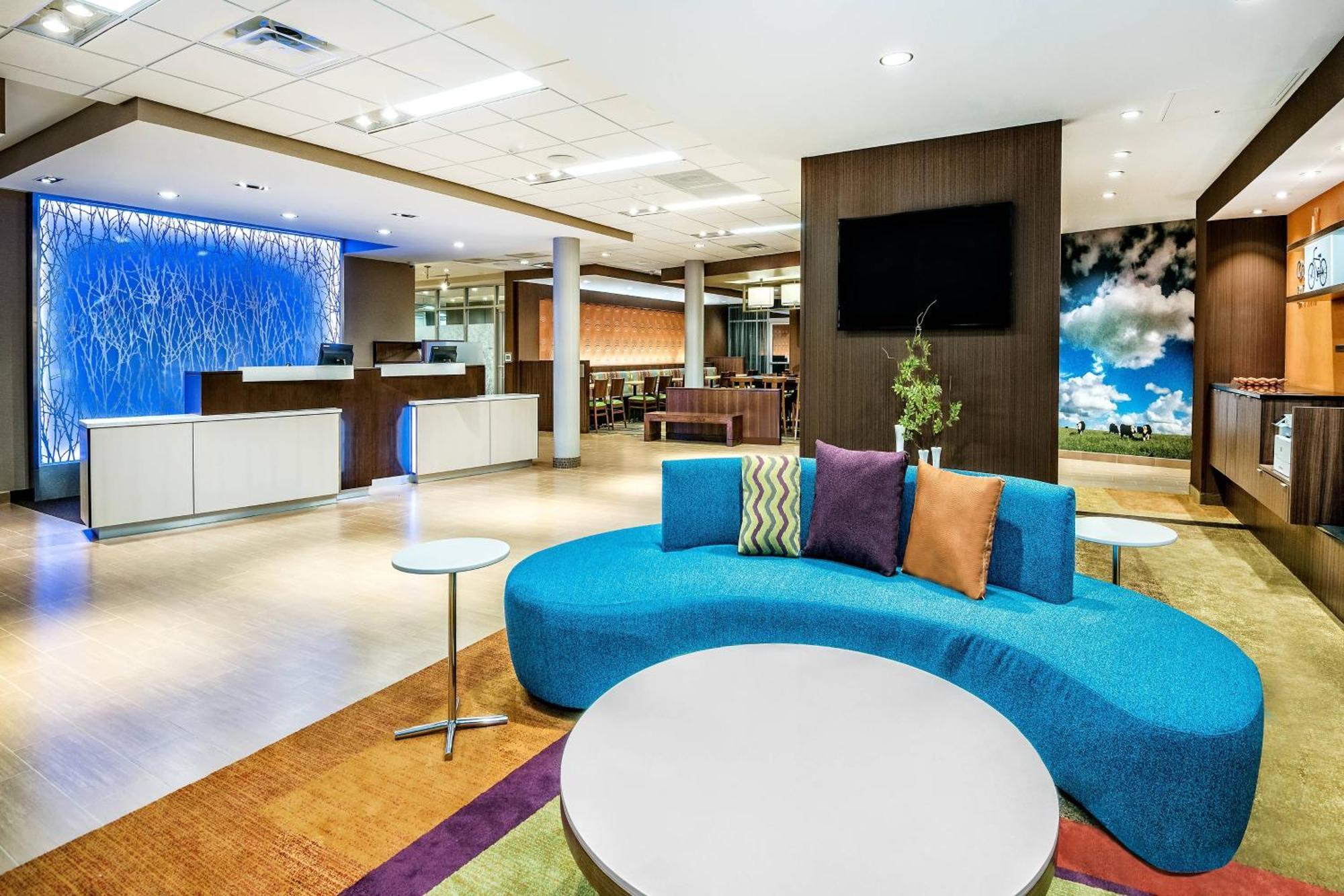 Fairfield Inn & Suites By Marriott Van Exterior photo